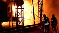 جهادگران بدون سلاح؛ تامین پایدار  برق و آب کشور زیر بمباران دشمن/ نمیترسیم و در مقابل جنایتکاران عقب نمی‌نشینیم