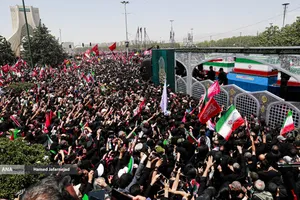 تشییع پیکر مطهر آقای شهید ایران و خانواده ایشان