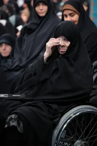 دیدار هزاران نفر از زنان و دختران با رهبر معظم انقلاب