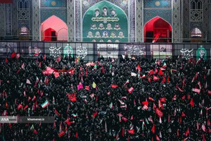  مراسم اقامه نماز بر پیکر مطهر رهبر شهید انقلاب در حرم رضوی 