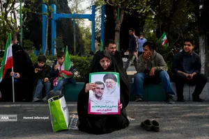 تشییع پیکر مطهر دریابان شهید &laquo;علیرضا تنگسیری&raquo; فرمانده دلاور خلیج فارس و جمعی از شهدای والامقام