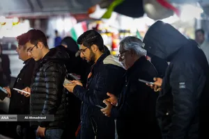 اقامه نماز استغاثه به امام زمان زمان(عج) - میدان ولیعصر (عج)
