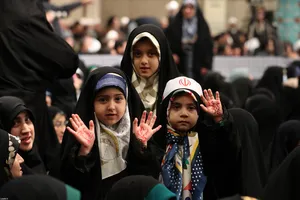 دیدار اقشار مختلف مردم در سالروز مبعث پیامبر اعظم (ص) با رهبر معظم انقلاب