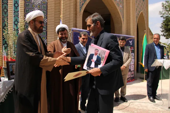 «استاد تمام»؛ روایتی از دانشجویانی که علم را با شهادت آمیختند