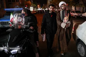 حال و هوای شهر در فراق رهبر شهید انقلاب حضرت آیت الله امام شهید سید علی خامنه ای