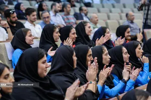 تجلیل از تیم&zwnj;های قهرمان دانشگاه آزاد اسلامی با حضور دکتر بیژن رنجبر