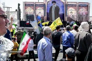 رزمایش جان&zwnj;فدایان ایران با حضور مسعود پزشکیان رییس جمهور و علیرضا زاکانی شهردار تهران در رزمایش جان&zwnj;فدایان ایران