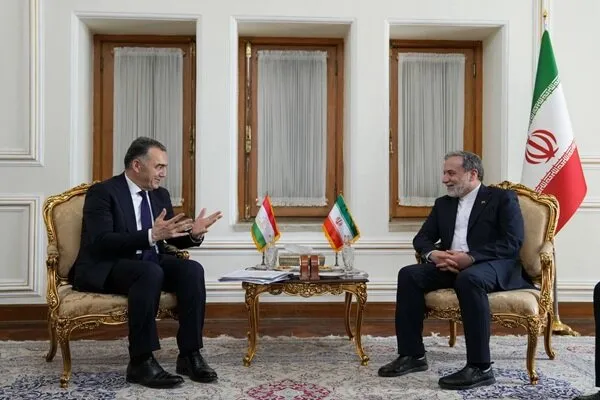 در دیدار با وزرای تاجیکستان