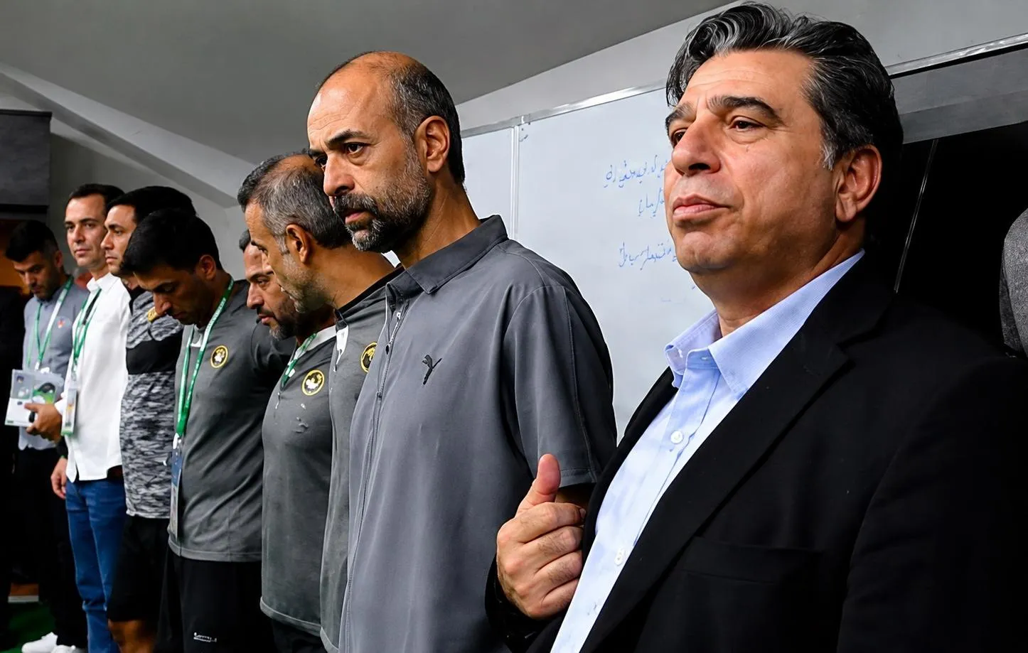 منوچهر نیکفر محرم نویدکیا