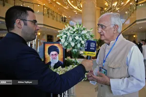 گفتگو با مهمانان خارجی آیین بدرقه آقای شهید ایران، رهبر شهید انقلاب