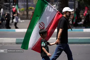 تشییع پیکر مطهر آقای شهید ایران و خانواده ایشان