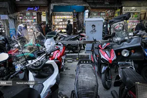 حال و هوای شهر در فراق رهبر شهید انقلاب حضرت آیت الله امام شهید سید علی خامنه ای