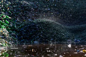 کارخانه شیشه