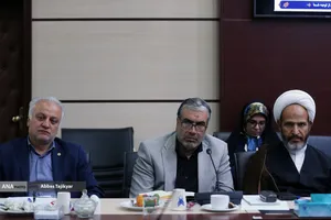 نشست تخصصی بررسی ابعاد حقوقی جنگ های تحمیلی دوم و سوم در دانشگاه آزاد اسلامی