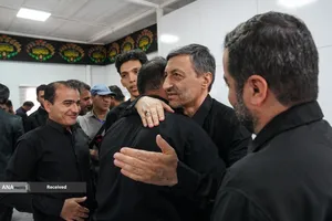 بازدید رئیس ستاد فرمان اجرائی امام(ره) از خدمت رسانی موکب داران اربعین حسینی مرز مهران