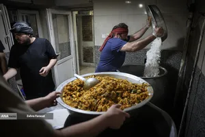  نوجوانانِ جبهه&zwnj; پشت خط