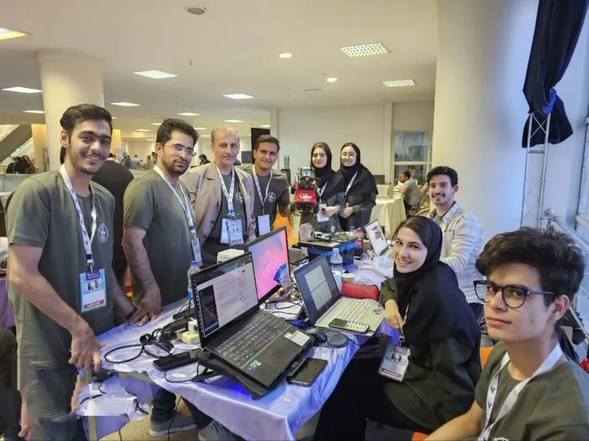رقابت‌های ایران‌اُپن؛ فرصتی برای یادگیری و همکاری دانشجویان در انجمن رباتیک