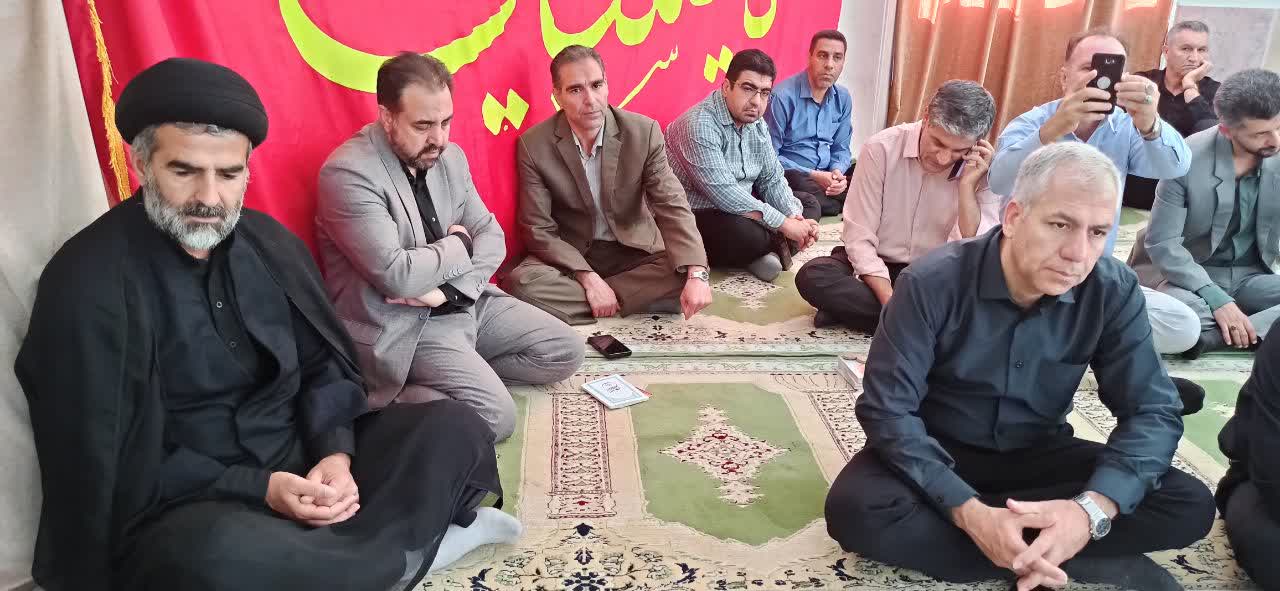 باید معنای واقعی «هیهات منا الذله» را در تمام لحظات خود جاری کنیم باید معنای واقعی «هیهات منا الذله» را در تمام لحظات خود جاری کنیم
