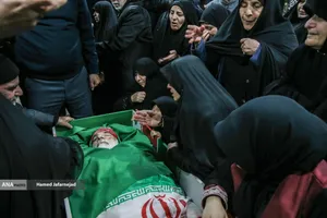 وداع با پیکر&zwnj; مطهر  شهید حجت&zwnj;الاسلام محمد مقیسه رئیس شعبه ۵۳ دیوان عالی کشور در معراج شهدای تهران