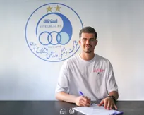 محمد خلیفه به استقلال پیوست