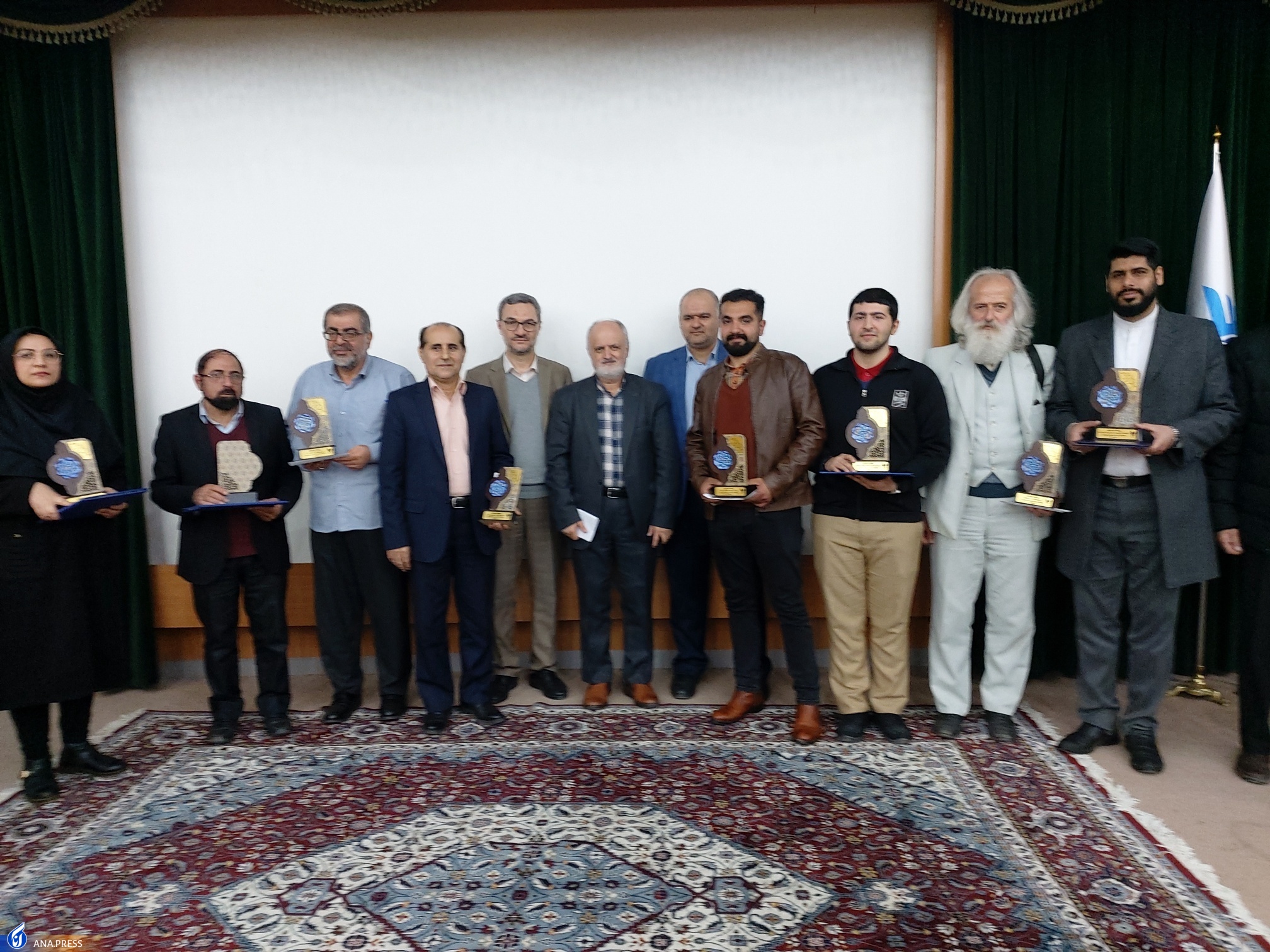 جشنواره شعر علوی در دانشگاه آزاد ساری