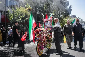 پیاده&zwnj;روی جاماندگان اربعین در تهران
