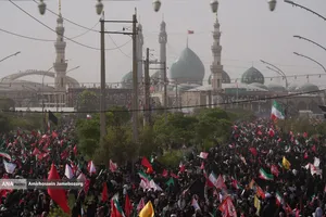 مراسم تشییع پیکر مطهر رهبر شهید انقلاب در قم