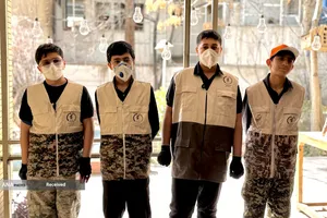 در پی تجاوز جنایتکاران آمریکایی-صهیونی به مناطق مسکونی اصفهان، گروه های جهادی از لحظات ابتدایی وقوع این جنایت، در کنار امدادگران مشغول خدمت رسانی، آواربرداری و بازسازی منازل آسیب دیده مردم هستند.