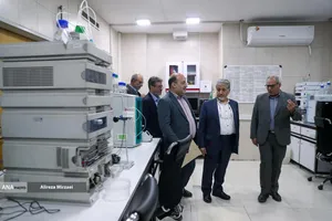 بازدید رنجبر از شرکت&zwnj;های دانش بنیان دانشگاه آزاد اسلامی استان اصفهان