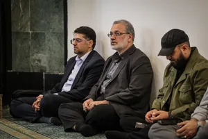 أقامت الجامعة الحرة الإسلامية مراسم تأبين للقائد الشهيد في مقر المنظمة المركزية للجامعة، بحضور رئيس الجامعة الدكتور بيجن رنجبر، إلى جانب عدد من المسؤولين والأكاديميين.