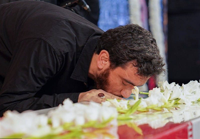 وداع باشکوه امت حزب‌الله با سرلشکر شهید محمد شیرازی؛ صحنه‌ای ماندگار از غیرت، ارادت و اقتدار  در حرم مطهر رضوی + تصاویر