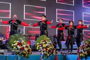 جشن بزرگ وحدت اقوام با عنوان ایران عزیز