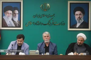 جلسه شورای فرهنگ و هنر روستا و عشایر با حضور سید عباس صالحی وزیر فرهنگ و ارشاد اسلامی