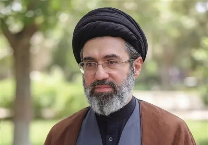  آیت الله سید مجتبی خامنه ای
