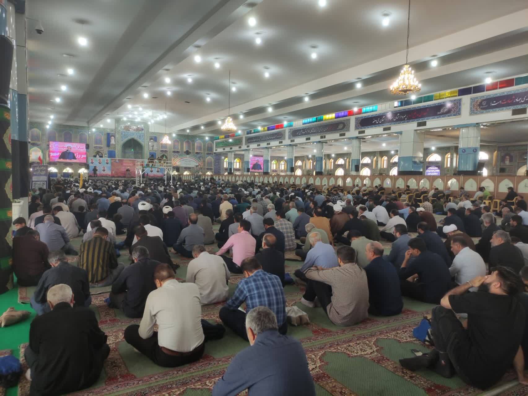 تشییع پیکر دانشجوی شهید دانشگاه آزاد بردسیر 2
