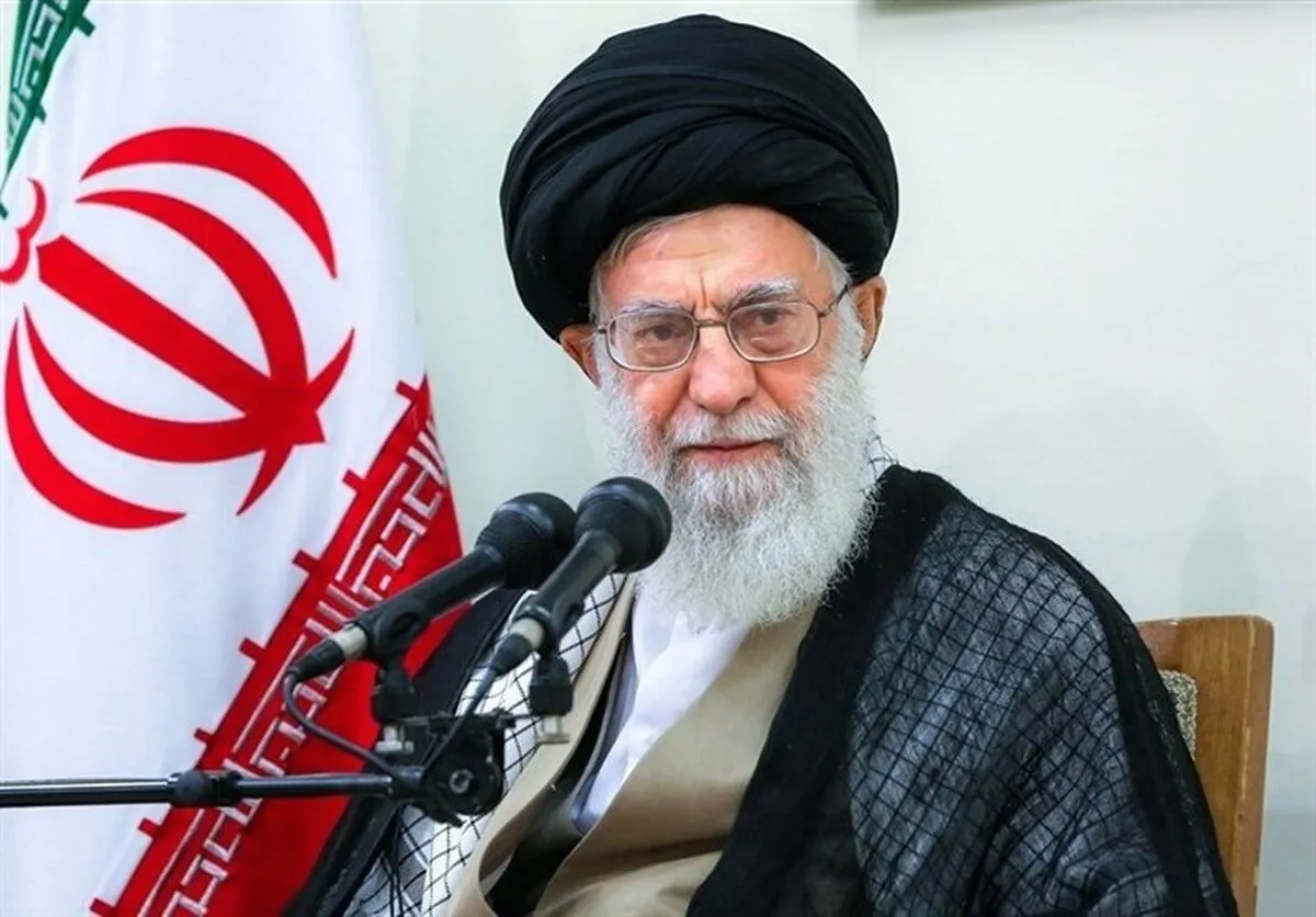 رهبر انقلاب در جلسه مرتبط با عملیات «وعده صادق» چه شعری خواندند؟+ عکس