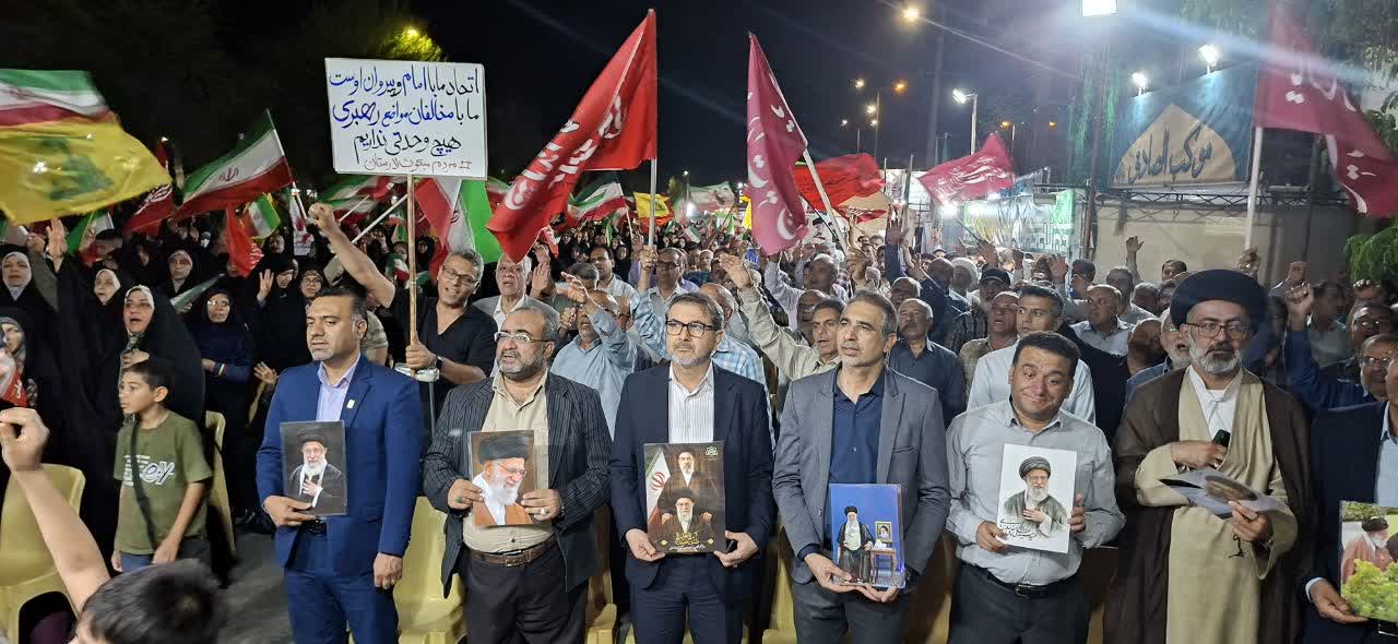 نخبگان مردانه پای کار نظام و انقلاب اسلامی ایستاده‌اند