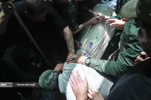 تشییع و خاکسپاری شهدای حملات رژیم صهیونیستی در قطعه42 بهشت زهرا(س)