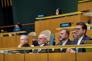 دکتر مسعود پزشکیان رئیس&zwnj;جمهوری اسلامی ایران در سخنرانی خود در هشتاد و یکمین مجمع عمومی سازمان ملل متحد، با اشاره به اتهاماتی که رئیس جمهور آمریکا علیه ایران مطرح کرد، گفت: ما تروریست نیستیم؛ ما قربانی تروریسم هستیم،رئیس جمهور با اشاره به حملات انجام&zwnj;شده علیه ایران اظهار کرد: رهبر ما را بدون هیچ دلیل و برهانی ترور کردند و در حملات صورت&zwnj;گرفته، مدارس، مراکز ورزشی، بیمارستان&zwnj;ها، دانشگاه&zwnj;ها، پل&zwnj;ها و زیرساخت&zwnj;های کشور هدف قرار گرفته&zwnj;اند