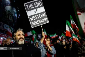 اجتماع مردمی در حمایت از رزمندگان اسلام - میدان ولیعصر (عج)