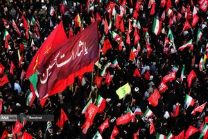 تشییع پیکر مطهر آقای شهید ایران و خانواده ایشان در مشهد