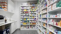 پرداخت ۷ همت از مطالبات داروخانه‌ها