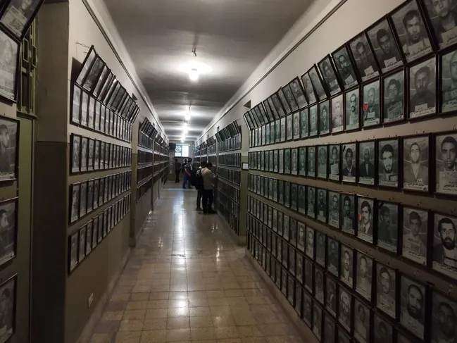 افسانه آزادی در عصر پهلوی؛ روایت یک زندانی سیاسی از ساواک و سرکوب