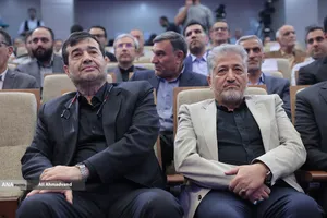 تجلیل از تیم&zwnj;های قهرمان دانشگاه آزاد اسلامی با حضور دکتر بیژن رنجبر