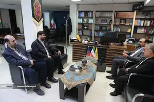 دیدار امیر رضا بازرگان رییس دانشگاه آزاد اسلامی واحد سیرجان با محمدمهدی خیرجو مدیرعامل خبرگزاری آنا