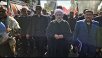حضور آیت الله آملی لاریجانی در تشییع آقای شهید ایران