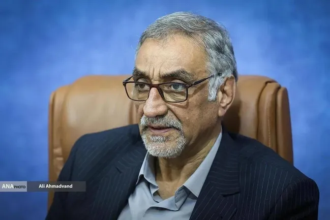 اعطای اعتبار پژوهشی یک میلیارد تومانی به اساتید فعال در صنعت و حل مسائل کشور/ کارگروه علوم انسانی برای حل مسائل کشور تشکیل شد