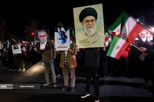 مراسم عزاداری در سوگ رهبر شهید انقلاب - میدان تجریش