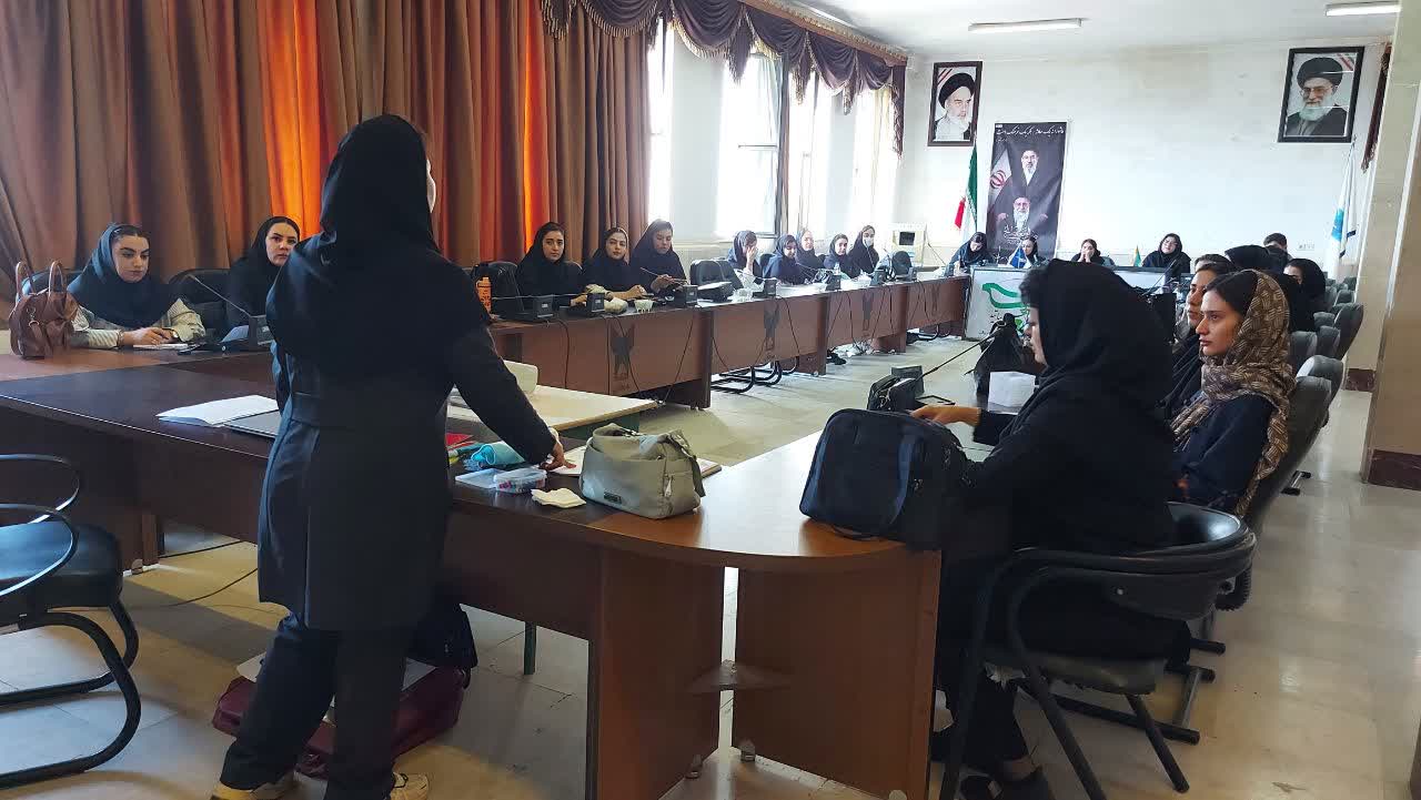 معلمان آینده باید برای پرورش نسل‌های بالنده و پربار تربیت شوند
