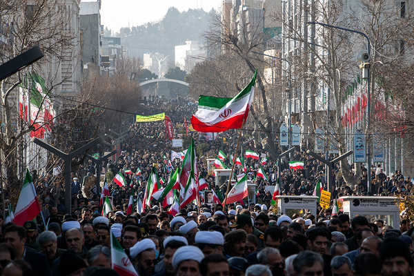 فیلم و عکس| راهپیمایی سراسری در ایران اسلامی؛ مردم با حضور حماسی اقدامات اغتشاشگران مسلح را محکوم کردند